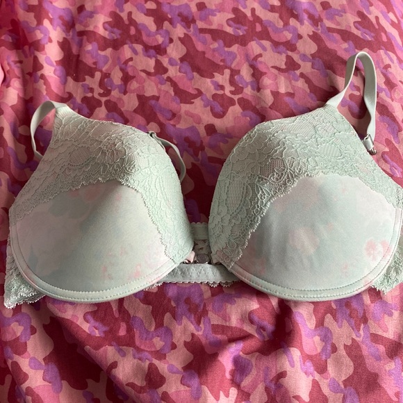 La Vie En Rose Magnetic Closure Bra - Picture 1 of 5